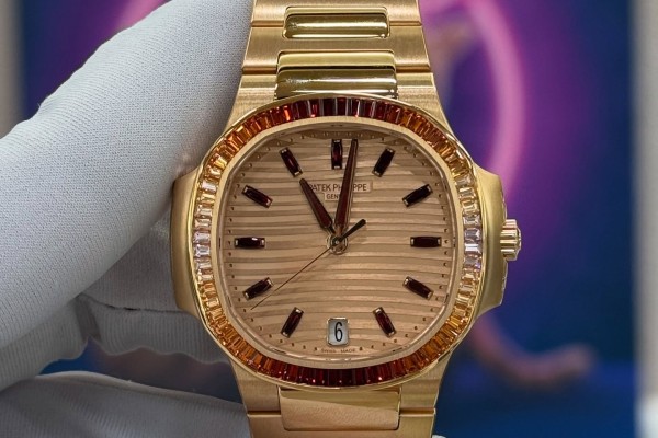 Patek Philippe Nautilus 7118/1300R-001