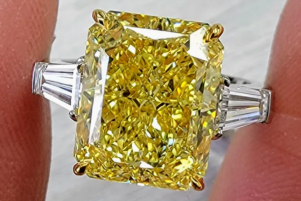 Zimmi 6.60ct Fancy Intense Yellow Radiant VVS2 GIA Ring